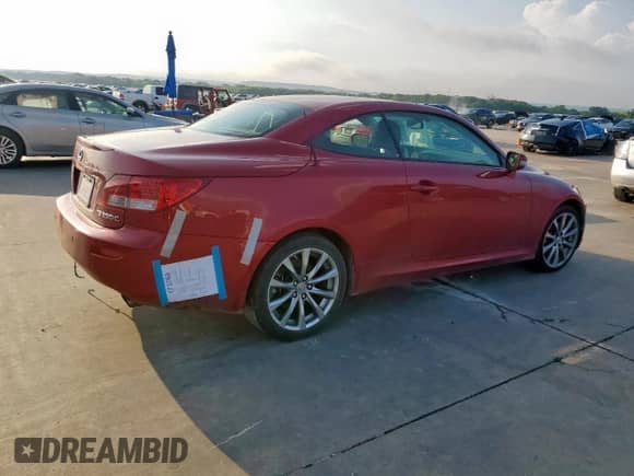 2015 Lexus IS 250 C with VIN JTHFF2C24F2532090, listed as a Copart auction lot 59103565 with 105,877 mi miles and Salvage title. Bid and sale history available at DreamBid. Image 3.