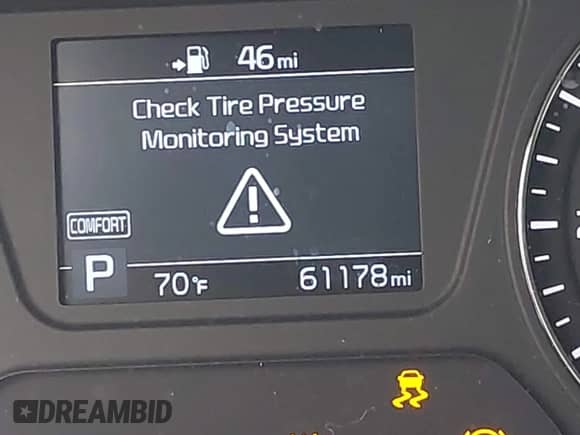 2019 Kia Sorento L z VIN 5XYPG4A30KG592930, wystawiony jako IAAI lot #42371726 z przebiegiem 61 178 mil mil oraz . Historia ofert i sprzedaży dostępna na DreamBid. Obrazek 16.