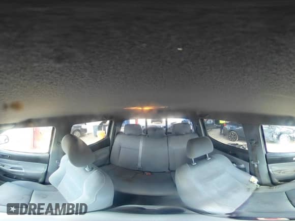 2006 Toyota Tacoma с VIN 5TELU42N26Z211307, выставлен на аукционе IAAI как лот 43493089 с пробегом 289 437 миль миль и . История ставок и продаж доступна на DreamBid. Изображение 20.