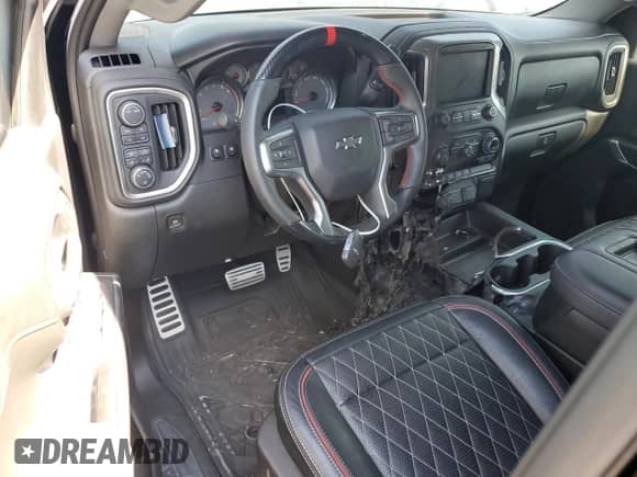 2022 Chevrolet Silverado 1500 RST с VIN 1GCUYEEL9NZ163498, выставлен на аукционе Copart как лот 60438915 с пробегом 19 462 миль миль и Списание • Salvage title. История ставок и продаж доступна на DreamBid. Изображение 8.