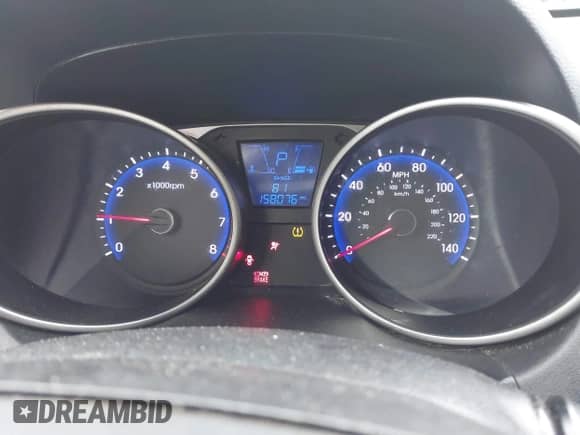 2014 Hyundai Tucson Limited z VIN KM8JU3AG0EU933074, wystawiony jako IAAI lot #41532272 z przebiegiem 158 076 mil mil oraz . Historia ofert i sprzedaży dostępna na DreamBid. Obrazek 7.