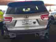 2016 Kia Sorento SX z VIN 5XYPK4A56GG187081, wystawiony jako IAAI lot #42109283 z przebiegiem 27 627 mil mil oraz . Historia ofert i sprzedaży dostępna na DreamBid. Obrazek 17.