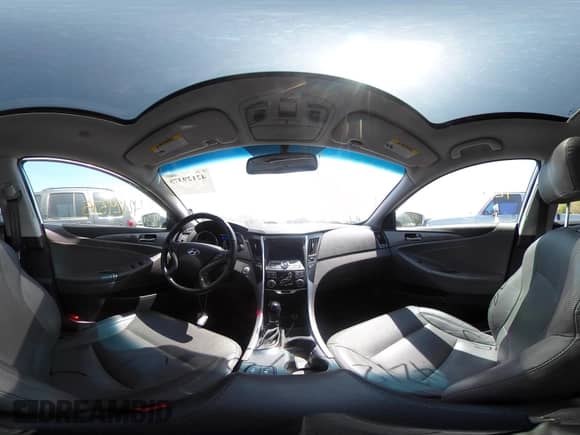 2015 Hyundai Sonata Limited с VIN KMHEC4A48FA122531, выставлен на аукционе IAAI как лот 42129375 с пробегом 107 611 миль миль и . История ставок и продаж доступна на DreamBid. Изображение 21.