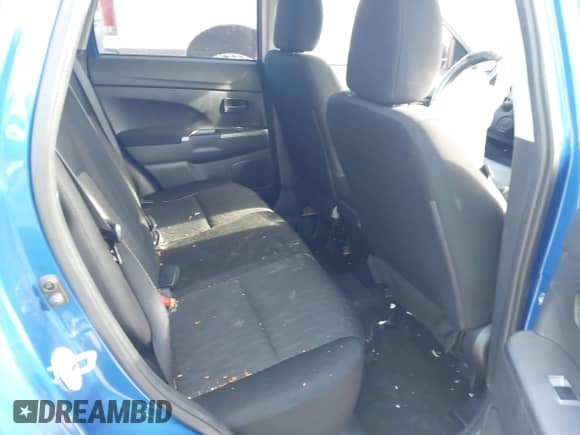 2020 Mitsubishi Outlander ES с VIN JA4AR3AU1LU028569, выставлен на аукционе IAAI как лот 43234140 с пробегом 122 174 миль миль и . История ставок и продаж доступна на DreamBid. Изображение 8.