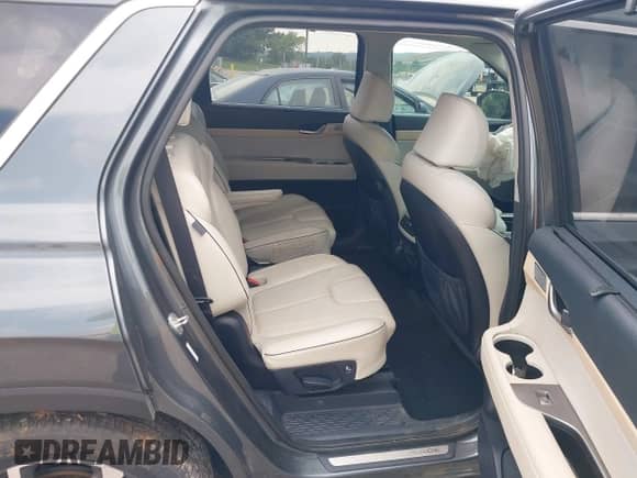 2023 Hyundai Palisade Limited with VIN KM8R54GE9PU505146, listed as a IAAI auction lot 42986232 with 52,129 mi miles and . Bid and sale history available at DreamBid. Image 8.