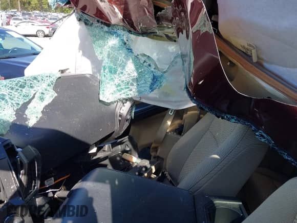 2015 Ford F-150 XLT с VIN 1FTEX1EP2FFC90390, выставлен на аукционе IAAI как лот 43365132 с пробегом Не указан миль и . История ставок и продаж доступна на DreamBid. Изображение 5.