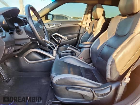 2016 Hyundai Veloster Turbo с VIN KMHTC6AE1GU287848, выставлен на аукционе Copart как лот 85642705 с пробегом 112 649 миль миль и Чистый • Clean title. История ставок и продаж доступна на DreamBid. Изображение 7.
