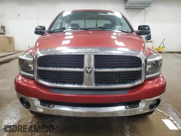 2006 Dodge 3500 ST z VIN 3D7LX38C76G235787, wystawiony jako Copart lot #57222075 z przebiegiem 172 071 mil mil oraz Czysty tytuł • Clean title. Historia ofert i sprzedaży dostępna na DreamBid. Obrazek 5.