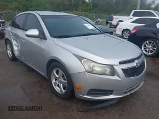 2013 Chevrolet Cruze 1LT с VIN 1G1PC5SB3D7201673, выставлен на аукционе IAAI как лот 43388974 с пробегом 229 613 миль миль и . История ставок и продаж доступна на DreamBid. Изображение 1.