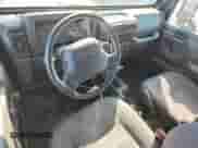 2001 Jeep Wrangler SE with VIN 1J4FA29PX1P372693, listed as a Copart auction lot 83862835 with 132,933 mi miles and Clean title. Bid and sale history available at DreamBid. Image 8.