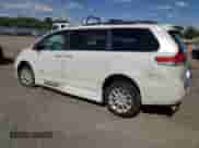 2013 Toyota Sienna XLE with VIN 5TDYK3DC2DS371005, listed as a Copart auction lot 70303375 with 92,927 mi miles and Clean title. Bid and sale history available at DreamBid. Image 2.