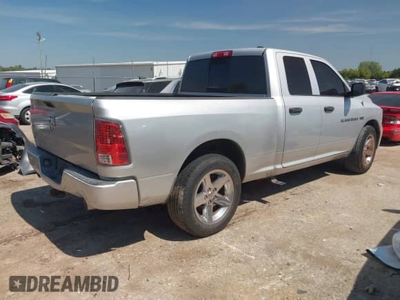 2012 Ram 1500 Express с VIN 1C6RD6FT8CS157162, выставлен на аукционе IAAI как лот 43098172 с пробегом 265 807 миль миль и . История ставок и продаж доступна на DreamBid. Изображение 4.