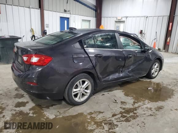 2017 Chevrolet Cruze LT с VIN 1G1BE5SM7H7131865, выставлен на аукционе Copart как лот 85877425 с пробегом 144 207 миль миль и Списание • Salvage title. История ставок и продаж доступна на DreamBid. Изображение 3.