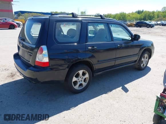2006 Subaru Forester X with VIN JF1SG656X6H740434, listed as a IAAI auction lot 42359591 with 106,883 mi miles and . Bid and sale history available at DreamBid. Image 4.