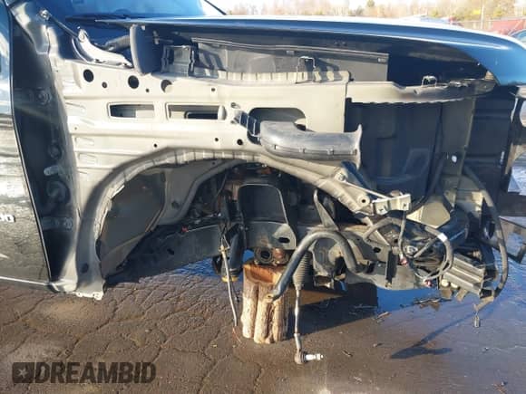 2019 Chevrolet Colorado 4WD Z71 с VIN 1GCPTDE18K1270623, выставлен на аукционе IAAI как лот 41196095 с пробегом 76 544 миль миль и . История ставок и продаж доступна на DreamBid. Изображение 6.