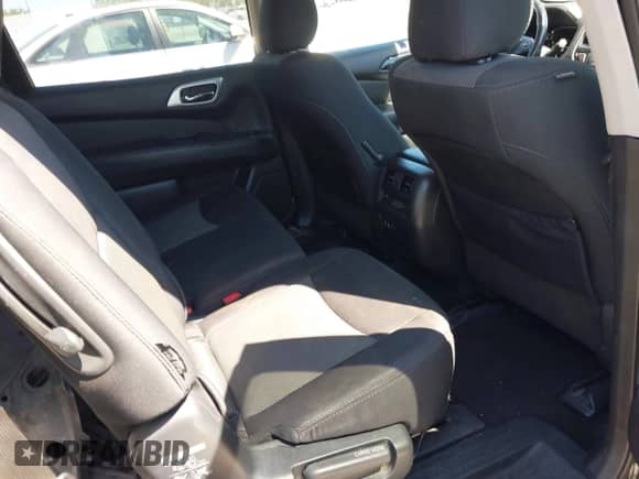 2019 Nissan Pathfinder SL with VIN 5N1DR2MN9KC599969, listed as a IAAI auction lot 41852389 with 186,285 mi miles and . Bid and sale history available at DreamBid. Image 8.