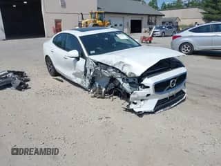 2020 Volvo S60 Momentum с VIN 7JRA22TK6LG071949, выставлен на аукционе IAAI как лот 42563937 с пробегом 59 159 миль миль и . История ставок и продаж доступна на DreamBid. Изображение 1.