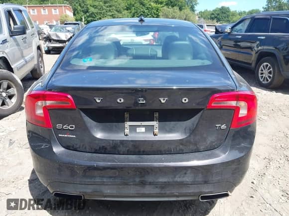 2015 Volvo S60 T6 Drive-E with VIN YV149MFK5F1353399, listed as a IAAI auction lot 42747756 with 163,052 mi miles and . Bid and sale history available at DreamBid. Image 16.