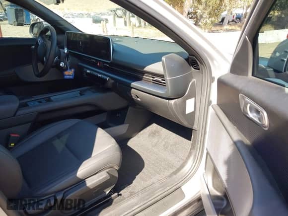 2025 Hyundai Ioniq 6 SEL с VIN KMHM34AA3SA092026, выставлен на аукционе IAAI как лот 42784039 с пробегом 4 499 миль миль и . История ставок и продаж доступна на DreamBid. Изображение 5.
