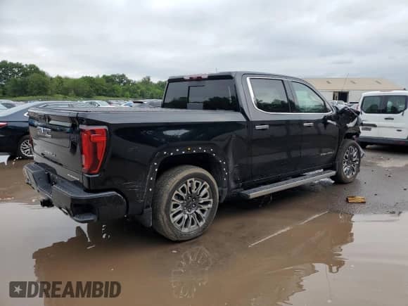 2024 GMC Sierra 1500 Denali Ultimate with VIN 1GTUUHEL3RZ254219, listed as a Copart auction lot 68114735 with 14,284 mi miles and Salvage title. Bid and sale history available at DreamBid. Image 3.