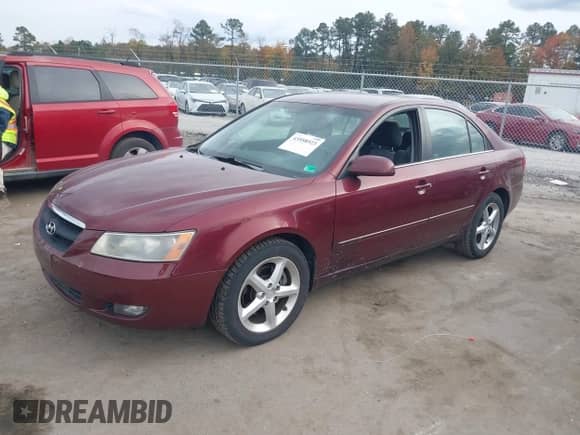 2008 Hyundai Sonata SE с VIN 5NPEU46F68H372454, выставлен на аукционе IAAI как лот 43558923 с пробегом 154 286 миль миль и . История ставок и продаж доступна на DreamBid. Изображение 2.