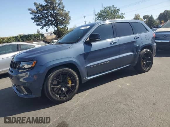 2019 Jeep Grand Cherokee Trackhawk с VIN 1C4RJFN94KC797272, выставлен на аукционе Copart как лот 62188845 с пробегом 36 655 миль миль и На запчасти • Non repairable. История ставок и продаж доступна на DreamBid. Изображение 1.