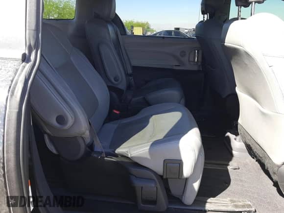 2023 Toyota Sienna Limited с VIN 5TDZRKEC3PS168542, выставлен на аукционе Copart как лот 54612155 с пробегом 85 381 миль миль и Списание • Salvage title. История ставок и продаж доступна на DreamBid. Изображение 11.