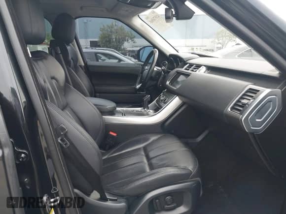 2016 Land Rover Range Rover Sport SE with VIN SALWG2KF7GA653781, listed as a IAAI auction lot 41976868 with 115,042 mi miles and . Bid and sale history available at DreamBid. Image 5.