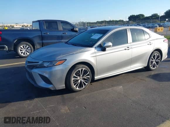 2018 Toyota Camry SE с VIN 4T1B11HK2JU108174, выставлен на аукционе IAAI как лот 43536123 с пробегом 9 549 миль миль и . История ставок и продаж доступна на DreamBid. Изображение 17.