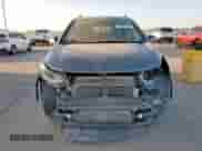 2018 Chevrolet Trax LT z VIN 3GNCJLSB3JL258647, wystawiony jako Copart lot #85125745 z przebiegiem 96 940 mil mil oraz Czysty tytuł • Clean title. Historia ofert i sprzedaży dostępna na DreamBid. Obrazek 5.