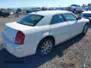 2007 Chrysler 300 Touring с VIN 2C3KA53G37H840330, выставлен на аукционе IAAI как лот 43358130 с пробегом 234 694 миль миль и . История ставок и продаж доступна на DreamBid. Изображение 4.