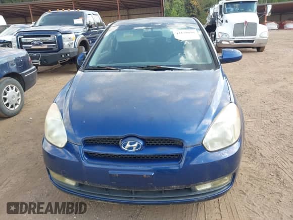 2007 Hyundai Accent SE z VIN KMHCN36C57U031244, wystawiony jako IAAI lot #43178698 z przebiegiem 171 010 mil mil oraz . Historia ofert i sprzedaży dostępna na DreamBid. Obrazek 6.