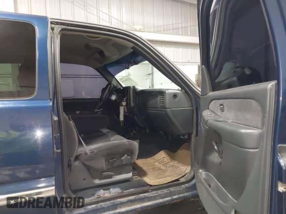1999 GMC Sierra 1500 SL с VIN 1GTEK19T1XE503648, выставлен на аукционе IAAI как лот 43390630 с пробегом 246 954 миль миль и . История ставок и продаж доступна на DreamBid. Изображение 5.