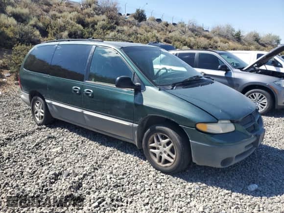 1999 Dodge Caravan LE с VIN 1B4GP54L6XB553839, выставлен на аукционе Copart как лот 64498175 с пробегом 173 593 миль миль и Списание • Salvage title. История ставок и продаж доступна на DreamBid. Изображение 4.