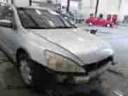 2005 Honda Accord LX с VIN 1HGCM55415A083435, выставлен на аукционе IAAI как лот 42665681 с пробегом 203 028 миль миль и . История ставок и продаж доступна на DreamBid. Изображение 18.