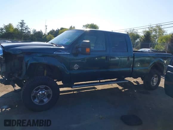 2011 Ford F-250 XL z VIN 1FT7W2BT6BEB07351, wystawiony jako IAAI lot #43065969 z przebiegiem 306 754 mil mil oraz . Historia ofert i sprzedaży dostępna na DreamBid. Obrazek 15.