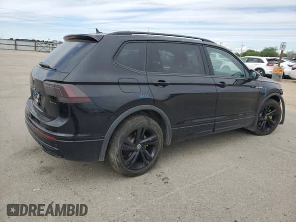 2024 Volkswagen Tiguan SE R-Line Black с VIN 3VV8B7AX0RM133614, выставлен на аукционе Copart как лот 56274165 с пробегом 22 700 миль миль и Списание • Salvage title. История ставок и продаж доступна на DreamBid. Изображение 3.