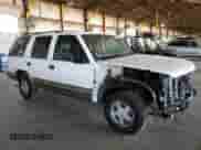 1999 Chevrolet Tahoe with VIN 1GNEC13R6XJ546228, listed as a Copart auction lot 47996675 with 133,028 mi miles and Salvage title. Bid and sale history available at DreamBid. Image 4.