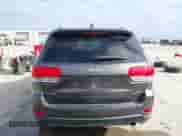 2018 Jeep Grand Cherokee Laredo z VIN 1C4RJEAG7JC450922, wystawiony jako IAAI lot #41169294 z przebiegiem 158 689 mil mil oraz . Historia ofert i sprzedaży dostępna na DreamBid. Obrazek 17.