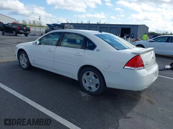 2007 Chevrolet Impala SS z VIN 2G1WD58C979104909, wystawiony jako IAAI lot #42073104 z przebiegiem 133 928 mil mil oraz . Historia ofert i sprzedaży dostępna na DreamBid. Obrazek 3.