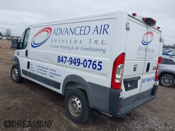 2018 Ram ProMaster Cargo with VIN 3C6TRVAG1JE105819, listed as a IAAI auction lot 41920111 with 185,025 mi miles and . Bid and sale history available at DreamBid. Image 3.