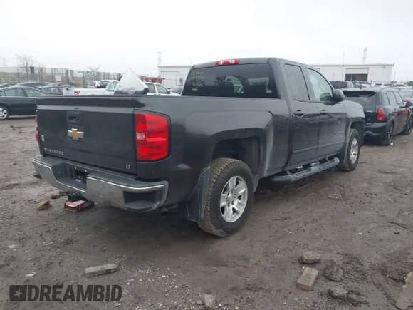 2015 Chevrolet Silverado 1500 LT with VIN 1GCRCREH9FZ343346, listed as a IAAI auction lot 40937095 with 88,735 mi miles and . Bid and sale history available at DreamBid. Image 4.