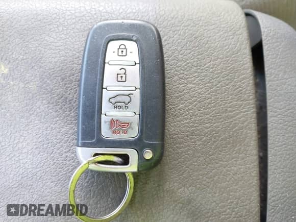 2012 Hyundai Veloster w/Gray Int z VIN KMHTC6AD0CU049684, wystawiony jako IAAI lot #43132772 z przebiegiem 114 146 mil mil oraz . Historia ofert i sprzedaży dostępna na DreamBid. Obrazek 11.