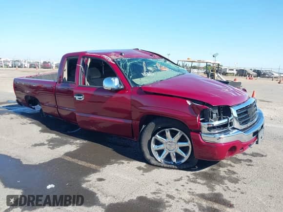 2004 GMC Sierra 1500 SLE with VIN 2GTEC19T941406742, listed as a IAAI auction lot 42842322 with 179,141 mi miles and . Bid and sale history available at DreamBid. Image 1.
