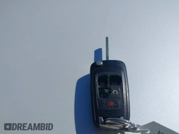 2015 Chevrolet Malibu LT z VIN 1G11D5SLXFF260725, wystawiony jako IAAI lot #43235655 z przebiegiem 217 363 mil mil oraz . Historia ofert i sprzedaży dostępna na DreamBid. Obrazek 11.