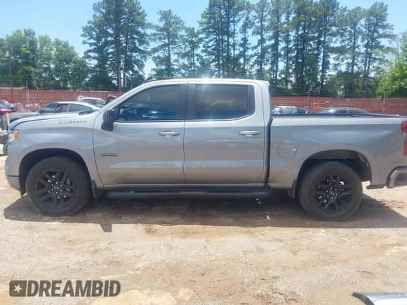 2024 Chevrolet Silverado 1500 RST с VIN 3GCPADED2RG266160, выставлен на аукционе IAAI как лот 42347513 с пробегом 22 519 миль миль и . История ставок и продаж доступна на DreamBid. Изображение 15.