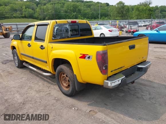 2007 Chevrolet Colorado 1LT z VIN 1GCDT13E378158804, wystawiony jako IAAI lot #42269247 z przebiegiem 225 666 mil mil oraz . Historia ofert i sprzedaży dostępna na DreamBid. Obrazek 3.