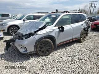 2019 Subaru Forester Special Sports z VIN JF2SKAJC5KH542282, wystawiony jako Copart lot #53610365 z przebiegiem 91 430 mil mil oraz Czysty tytuł • Clean title. Historia ofert i sprzedaży dostępna na DreamBid. Obrazek 1.