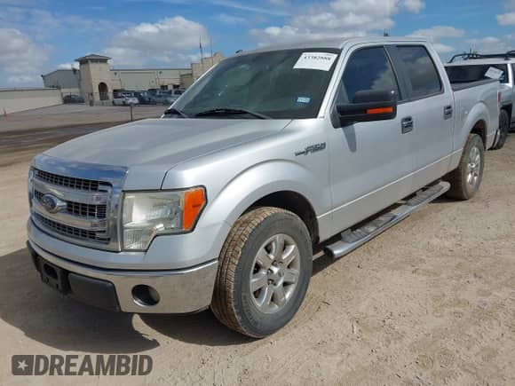 2013 Ford F-150 XL with VIN 1FTFW1CF3DFD55617, listed as a IAAI auction lot 43382888 with 187,750 mi miles and . Bid and sale history available at DreamBid. Image 2.