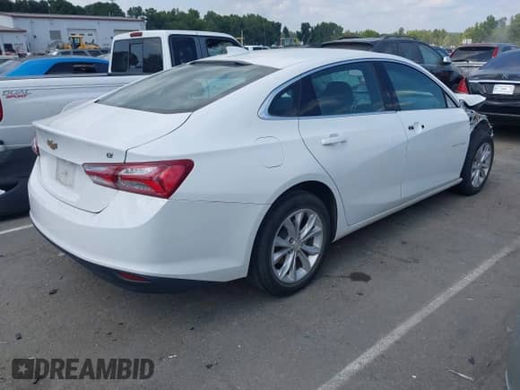 2022 Chevrolet Malibu LT z VIN 1G1ZD5ST1NF124730, wystawiony jako IAAI lot #43152572 z przebiegiem 65 059 mil mil oraz . Historia ofert i sprzedaży dostępna na DreamBid. Obrazek 4.